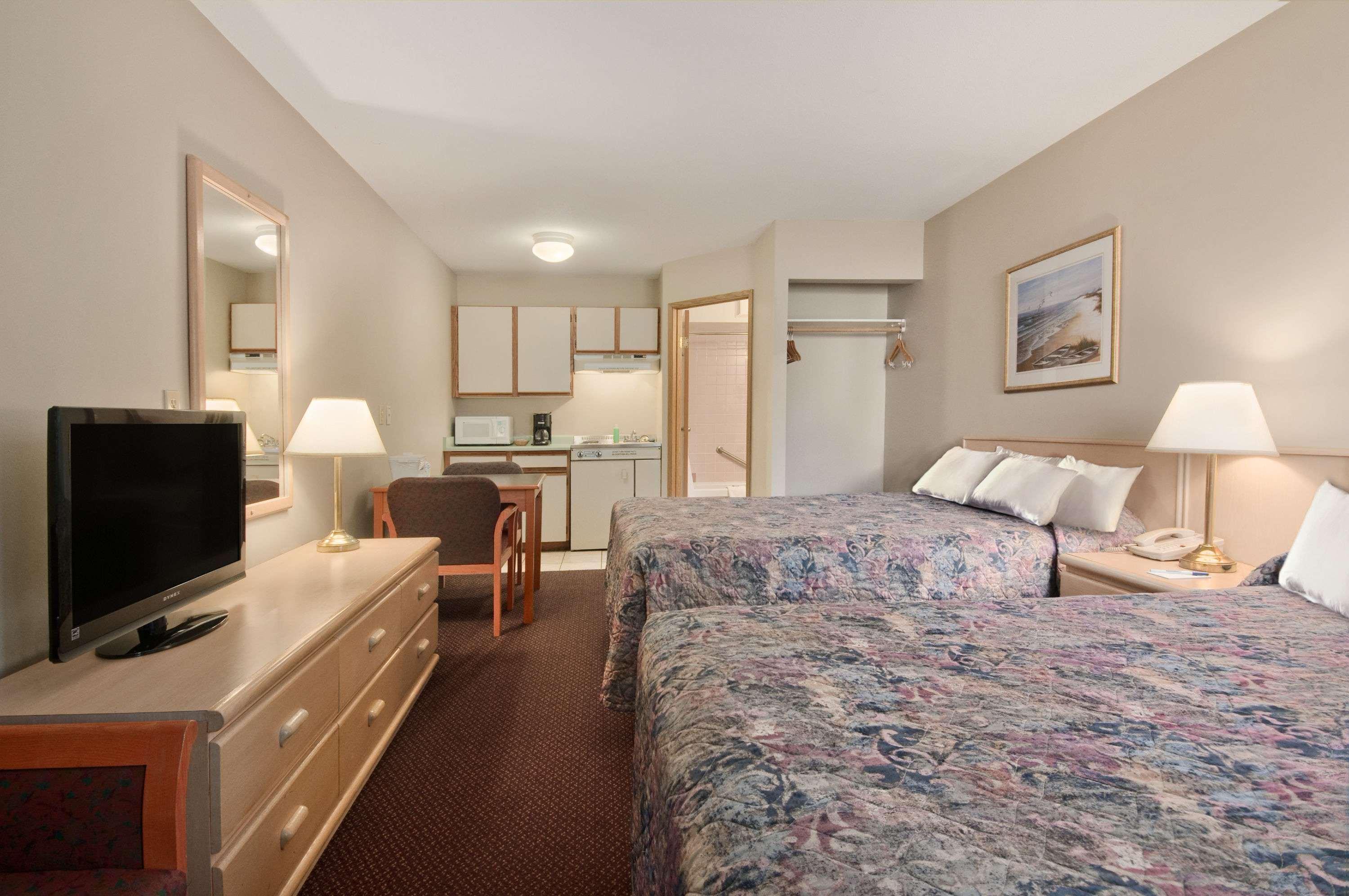 Coast Courtenay Hotel Exterior foto