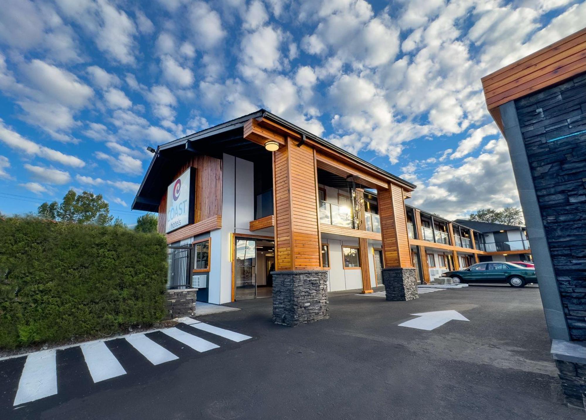 Coast Courtenay Hotel Exterior foto